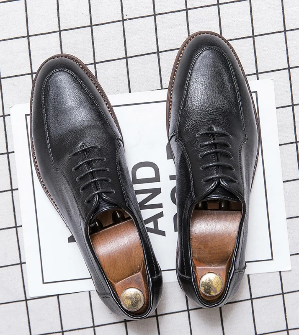 0 Casual Pu Leather Shoes Uomo Black Men Dress Shoes Maschio Oxford Calzature Mocassini Uomo Scarpe da festa Uomo di alta qualit