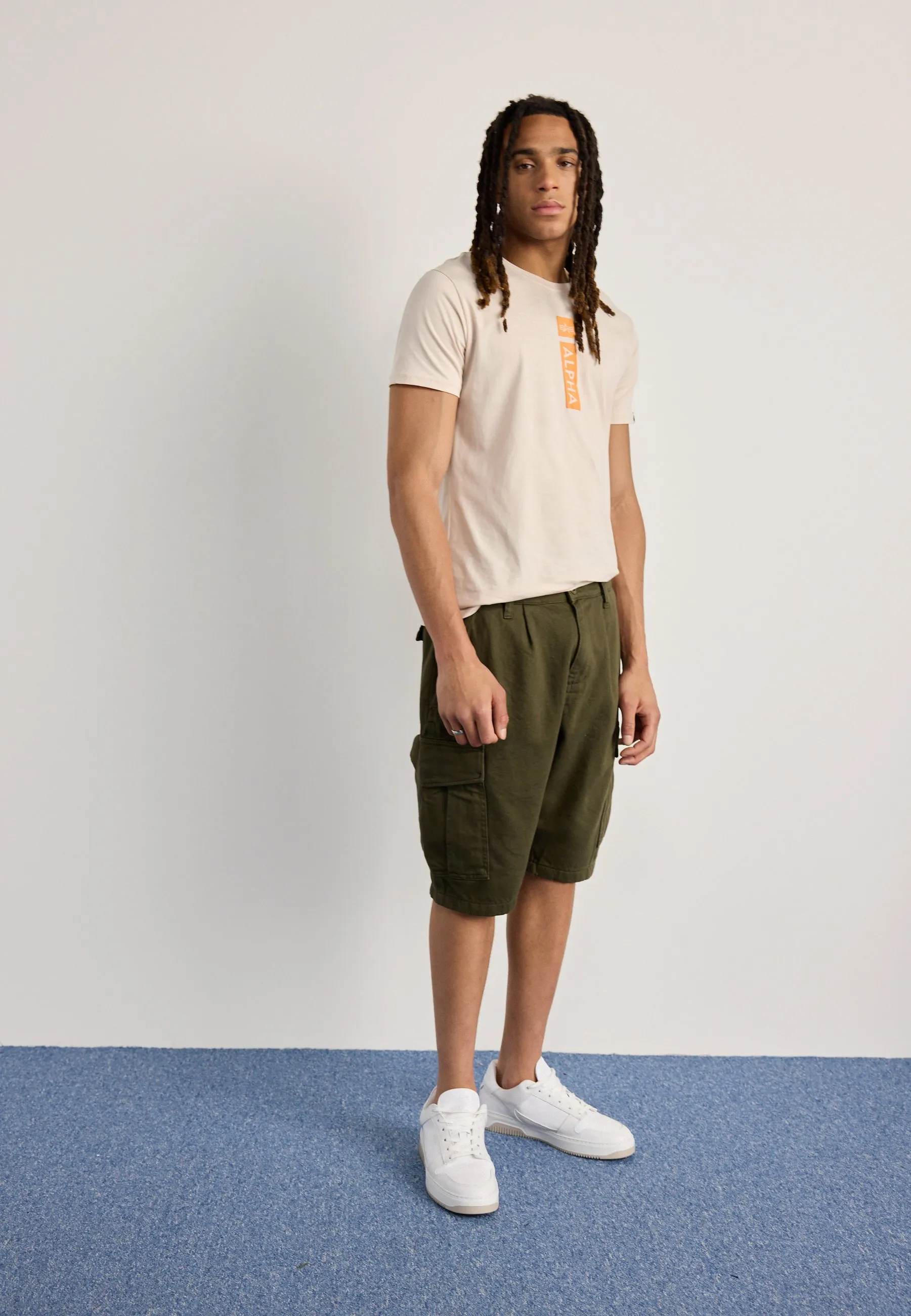 AIRCRAFT - Shorts