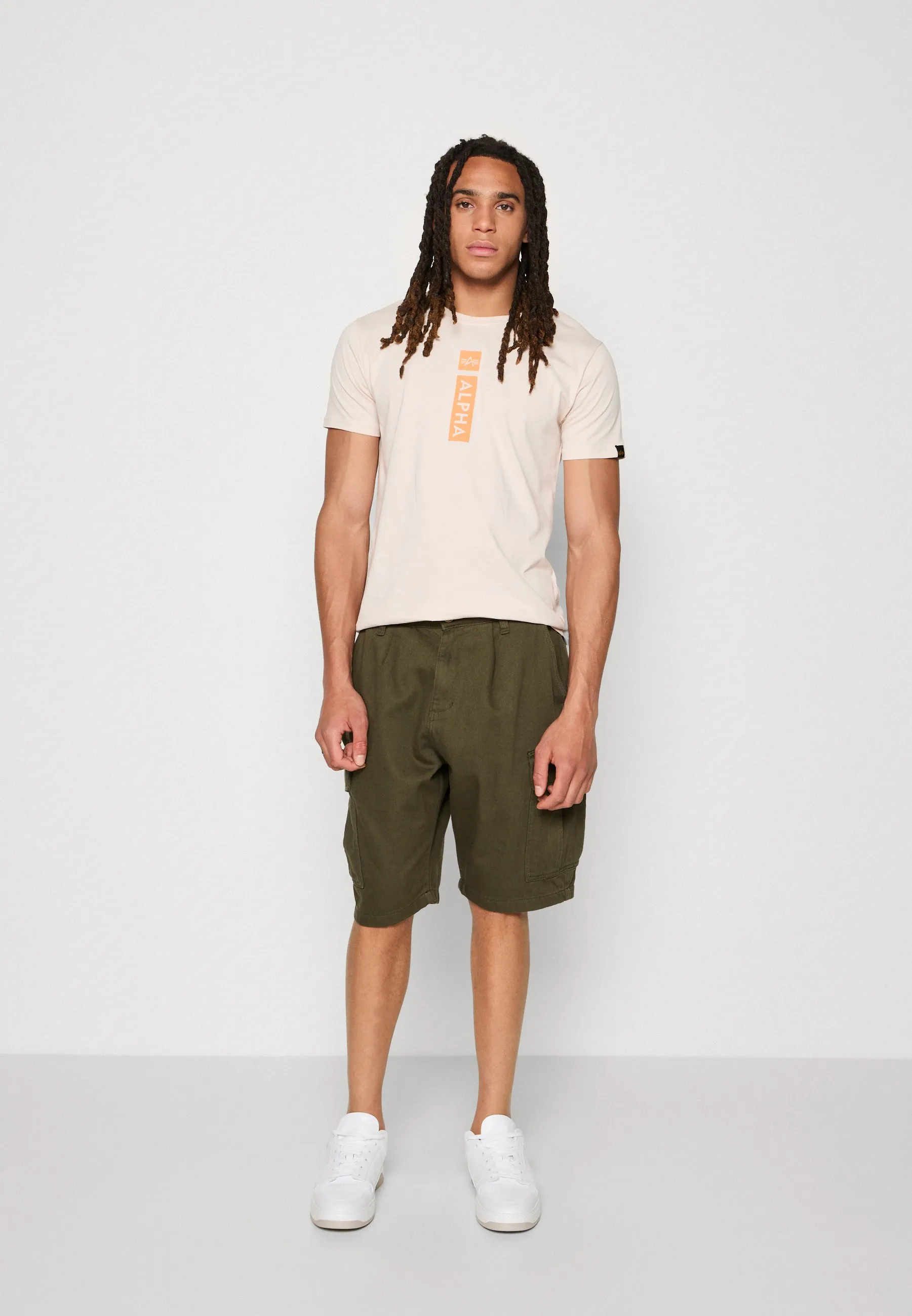 AIRCRAFT - Shorts