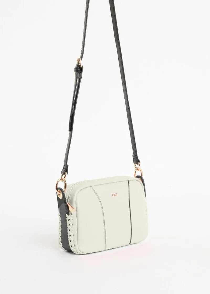 Borsa crossbody con intreccio