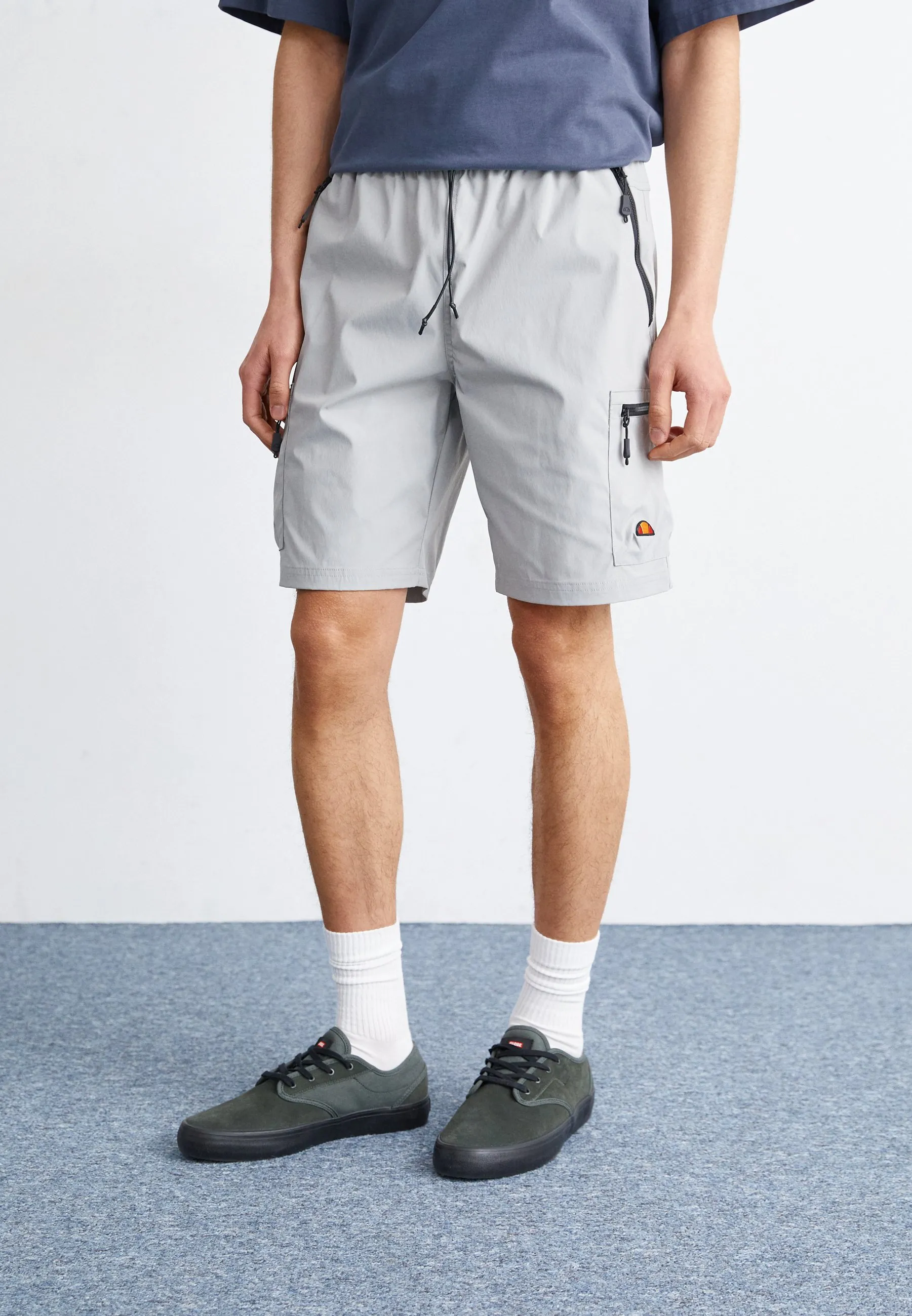 BULLSEYE - Shorts