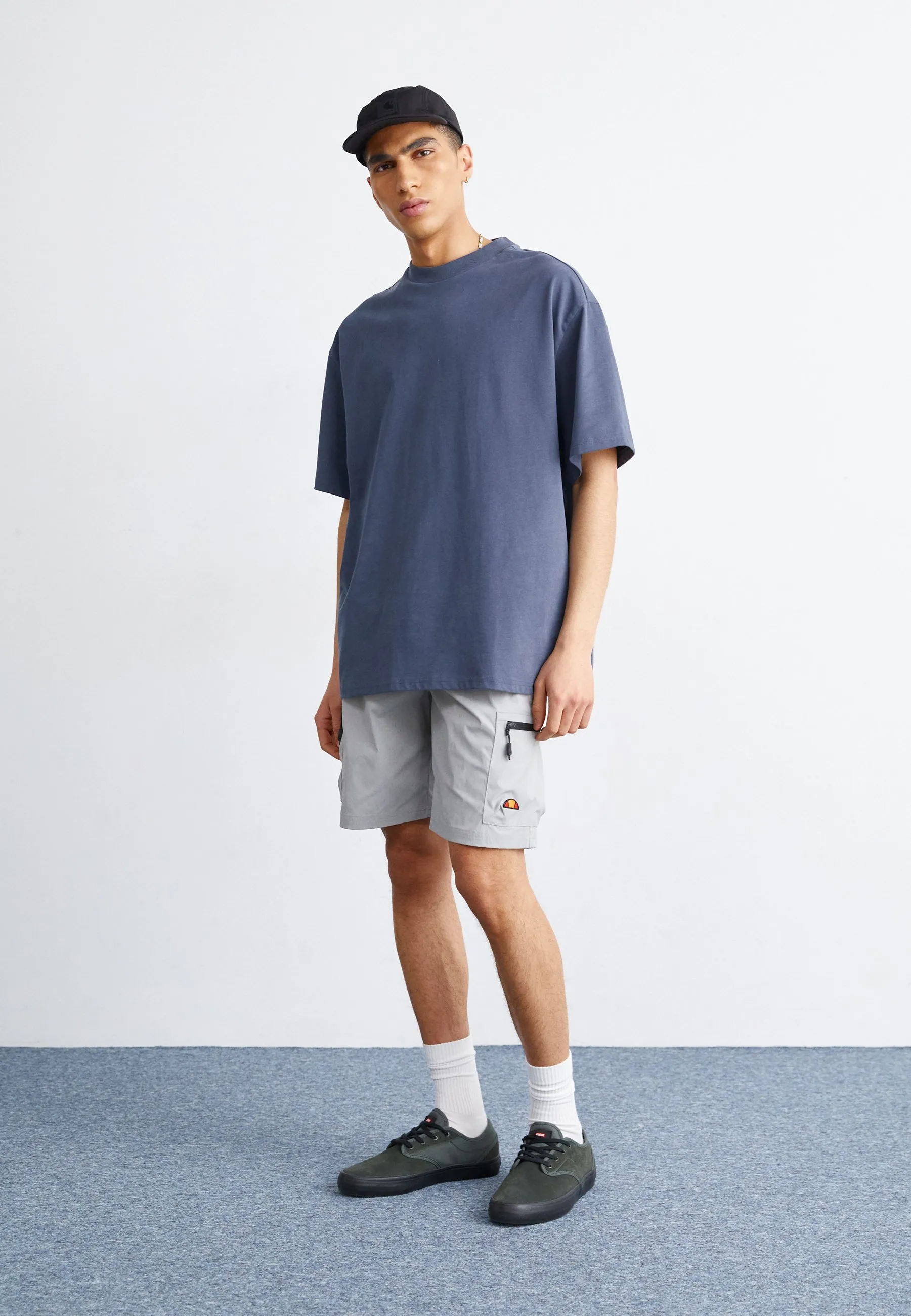 BULLSEYE - Shorts