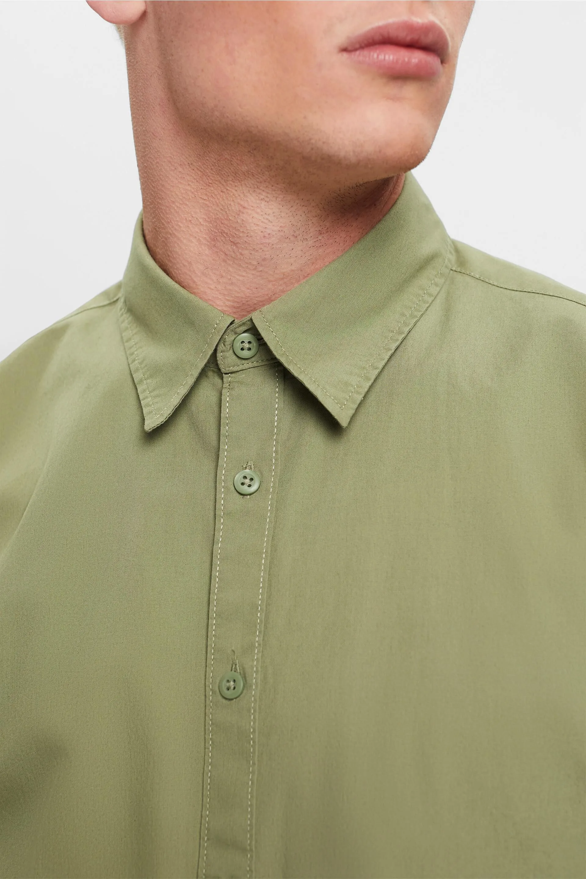 Camicia a maniche corte in cotone sostenibile