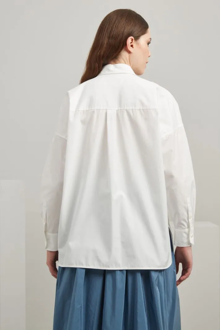 Camicia con ricamo