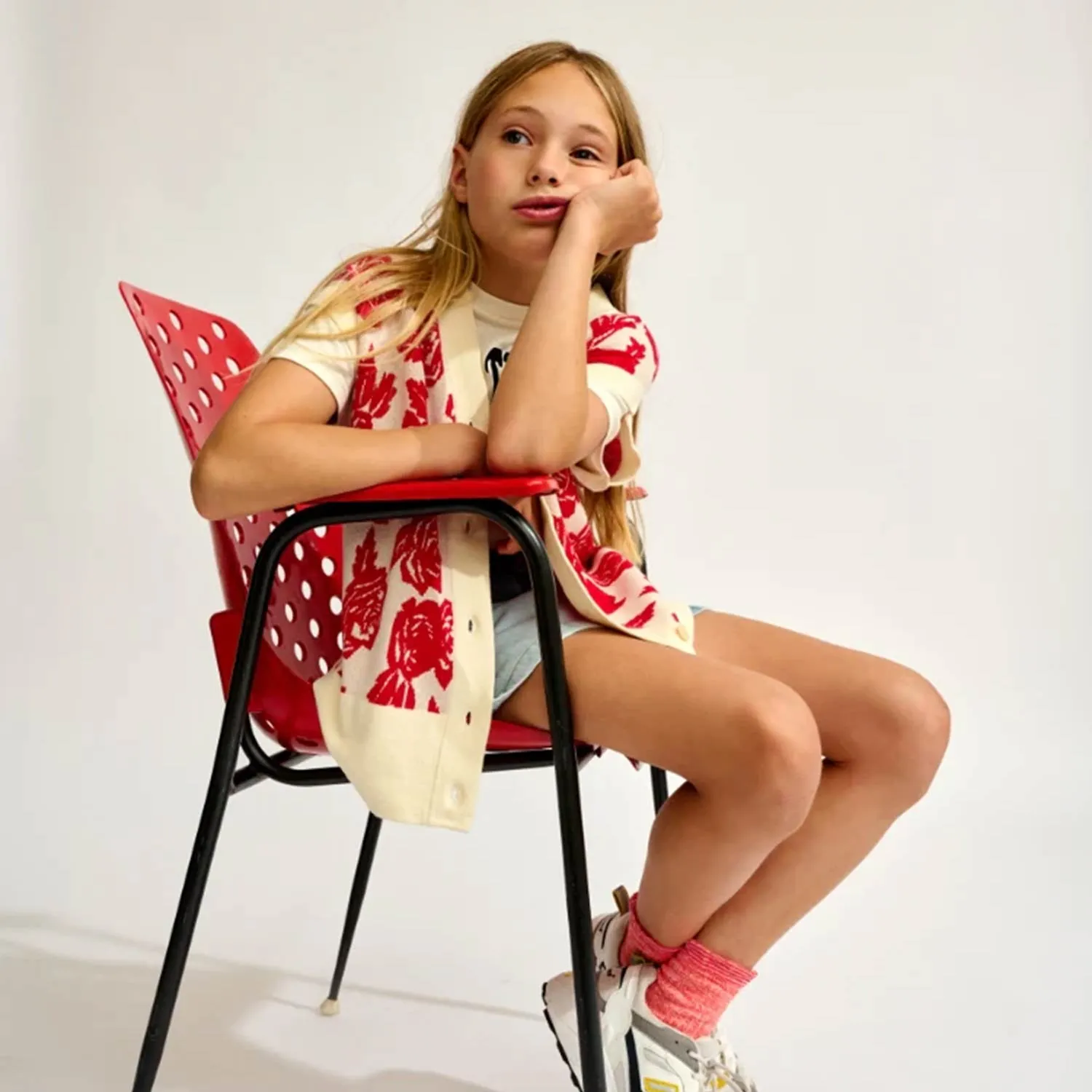 Cardigan Smanicato Gemis Panna Con Rose Rosse
