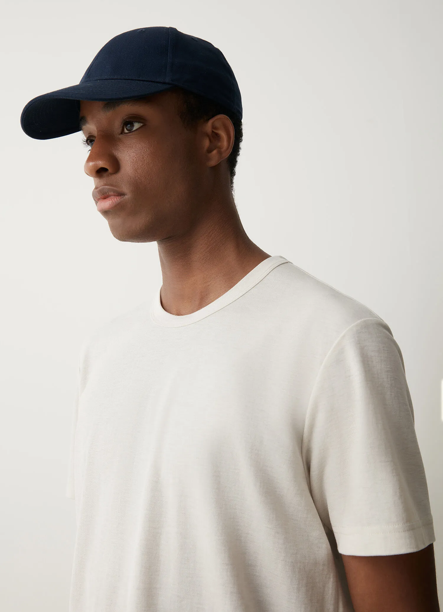 Crewneck T-shirt in cool Oxford cloth