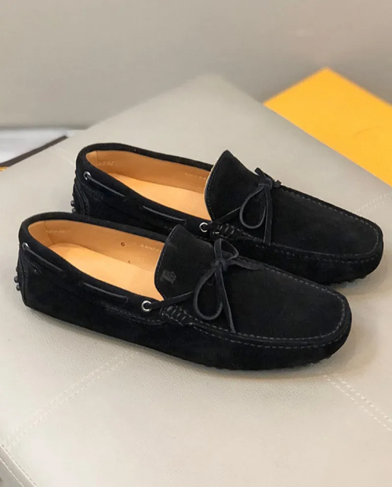 Designer di marca Bowknot Scarpe casual Moda Scarpe fatte a mano in pelle scamosciata Mocassini in vera pelle Slip On Mens Flats