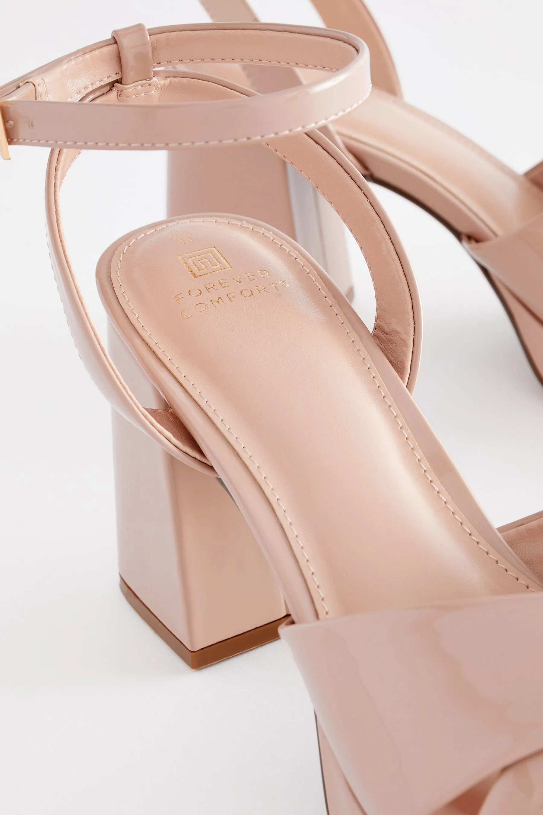 Forever Comfort® - Sandali a zampa con plateau
