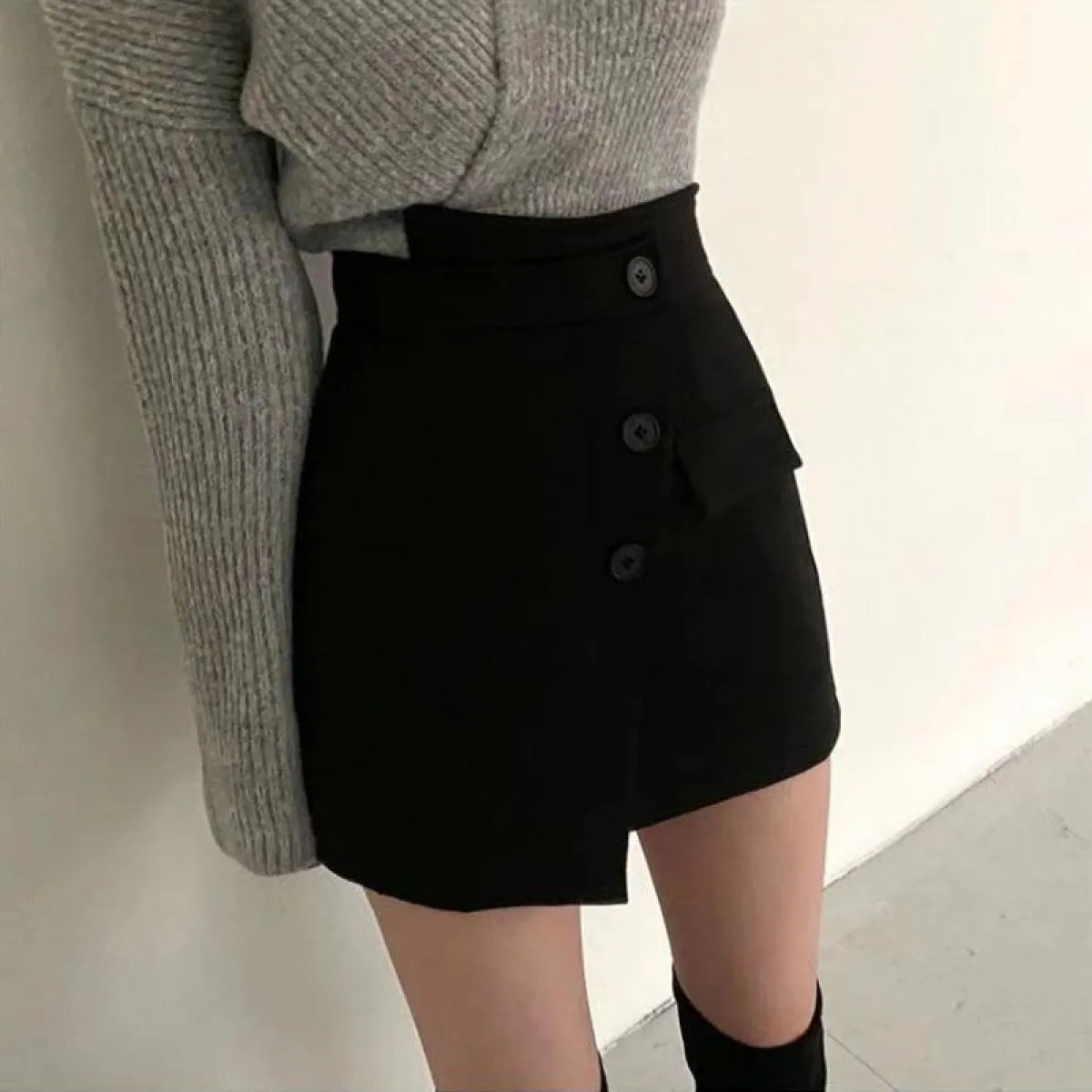 Gonna asimmetrica nera Inverno Abbigliamento invernale Minigonna Gonna asimmetrica Gonne invernali