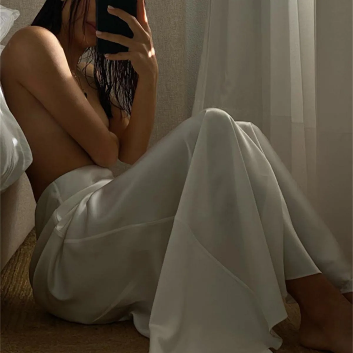 Gonna lunga a vita alta in raso bianco per donna Gonna lunga da festa sottile ed elegante con cerniera laterale Y2k Outfit