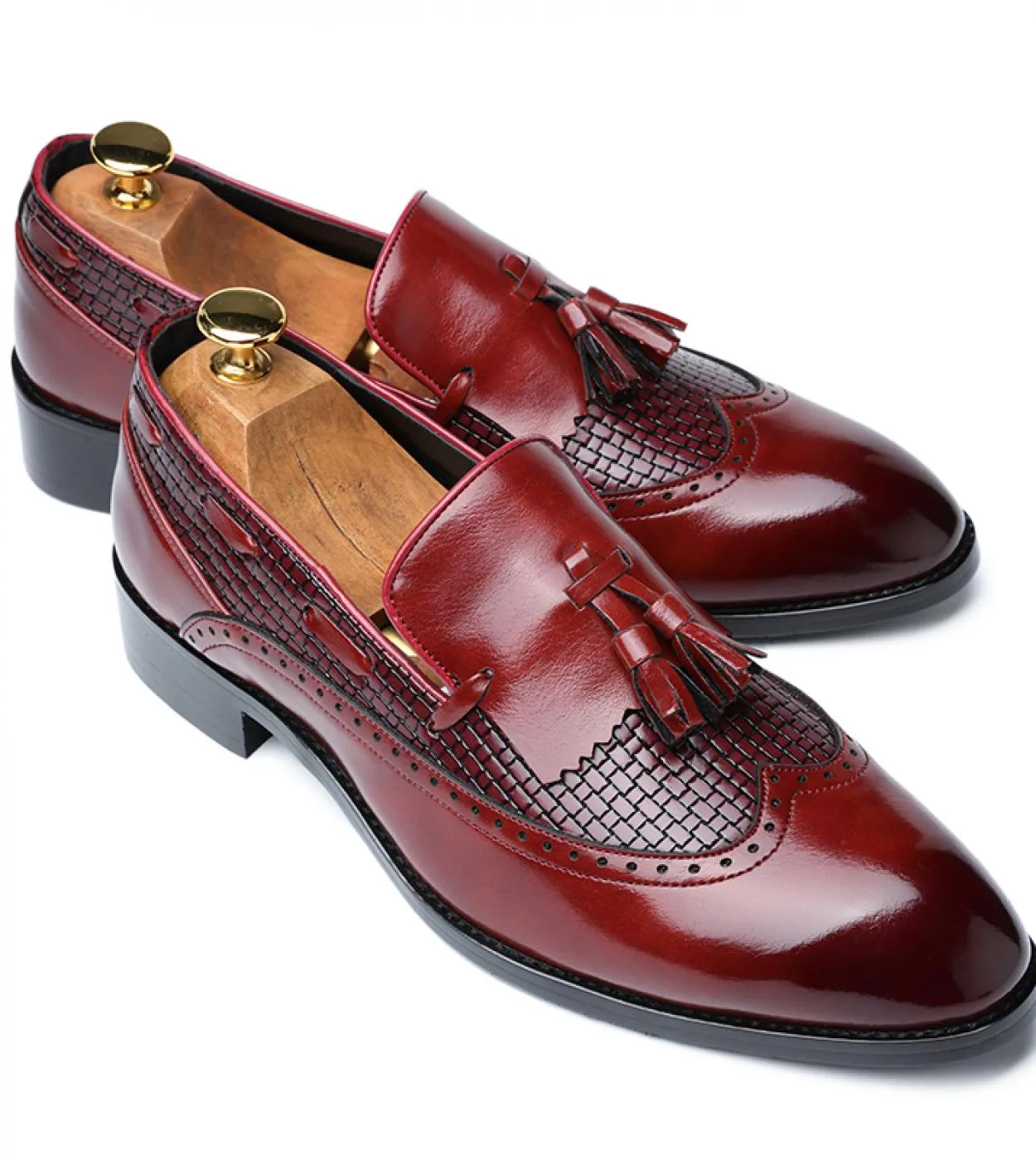 I più nuovi mocassini con nappine da uomo scarpe eleganti italiane mocassino casual per uomo slipon scarpe da festa di nozze sca