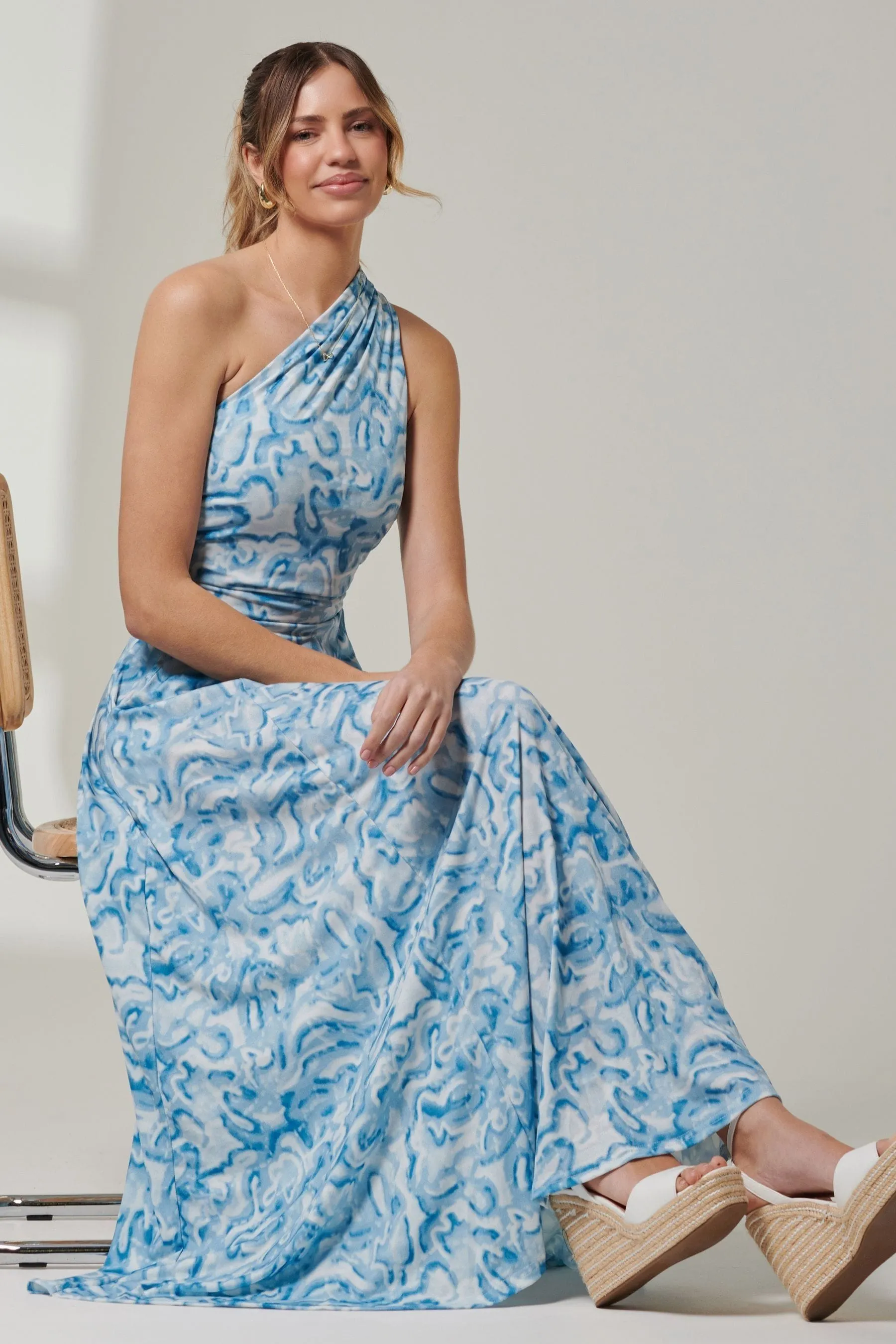 Jolie Moi - Abito maxi in jersey con arricciature e stampa astratta