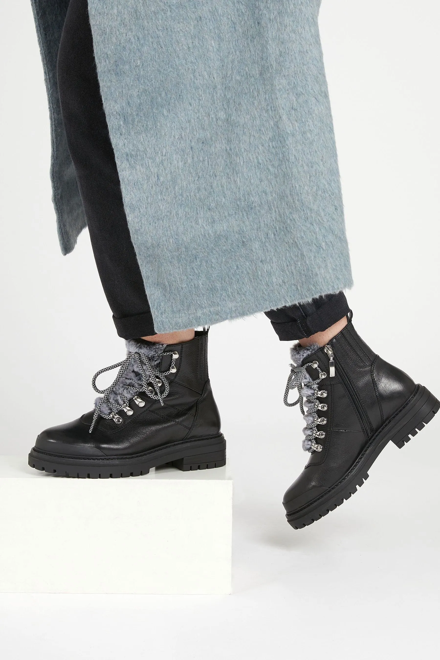 Jones Bootmaker - Susanna - Nero in pelle - Stivaletti da trekking