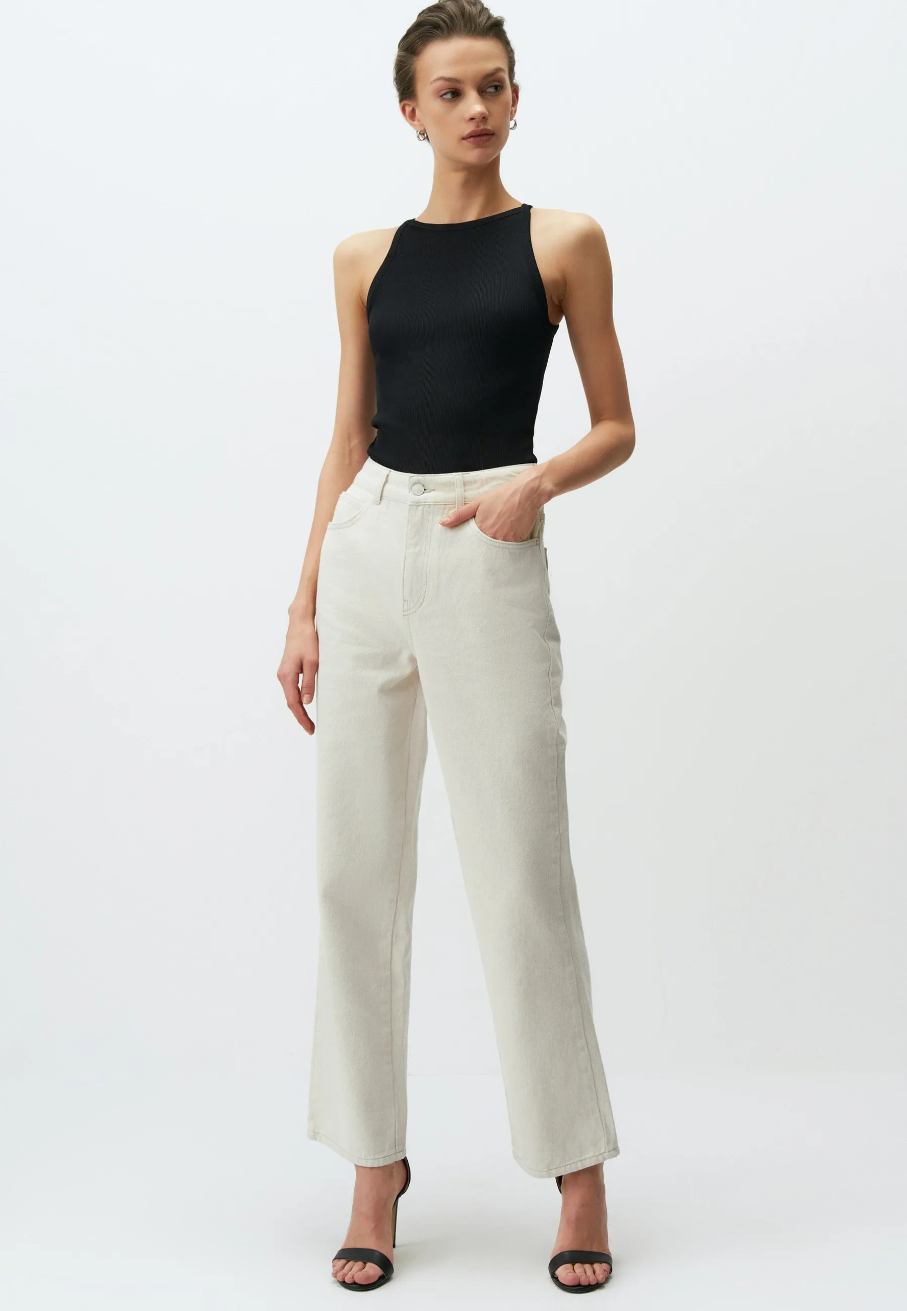 LOOSE FIT  - Jeans a zampa