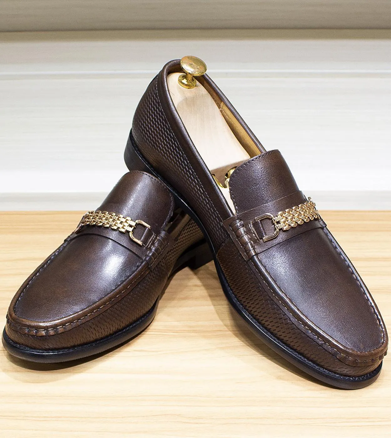 Mocassini da uomo in vera pelle catena classica in metallo slip on scarpe eleganti da lavoro casual comode calzature da sposa pe
