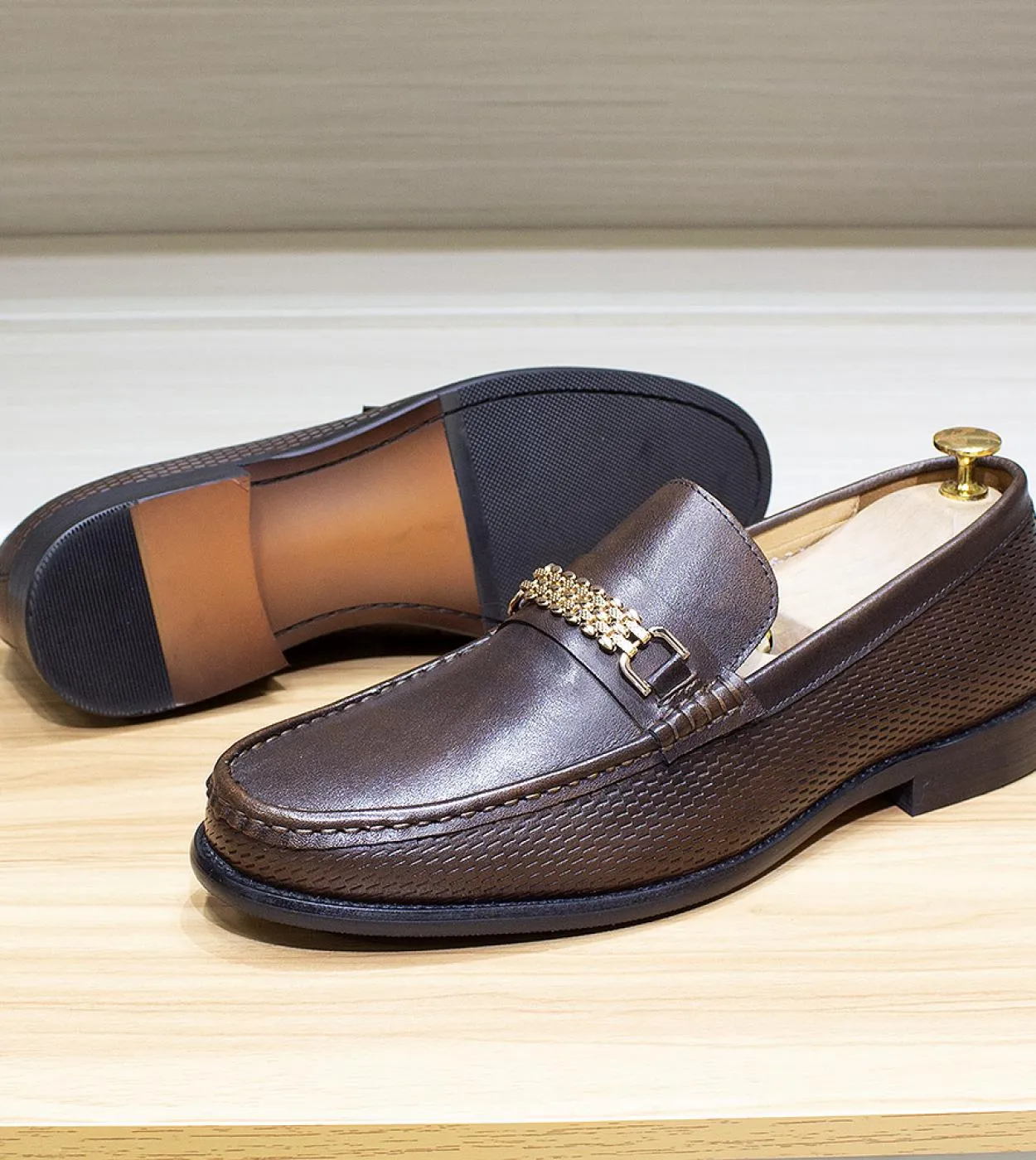 Mocassini da uomo in vera pelle catena classica in metallo slip on scarpe eleganti da lavoro casual comode calzature da sposa pe