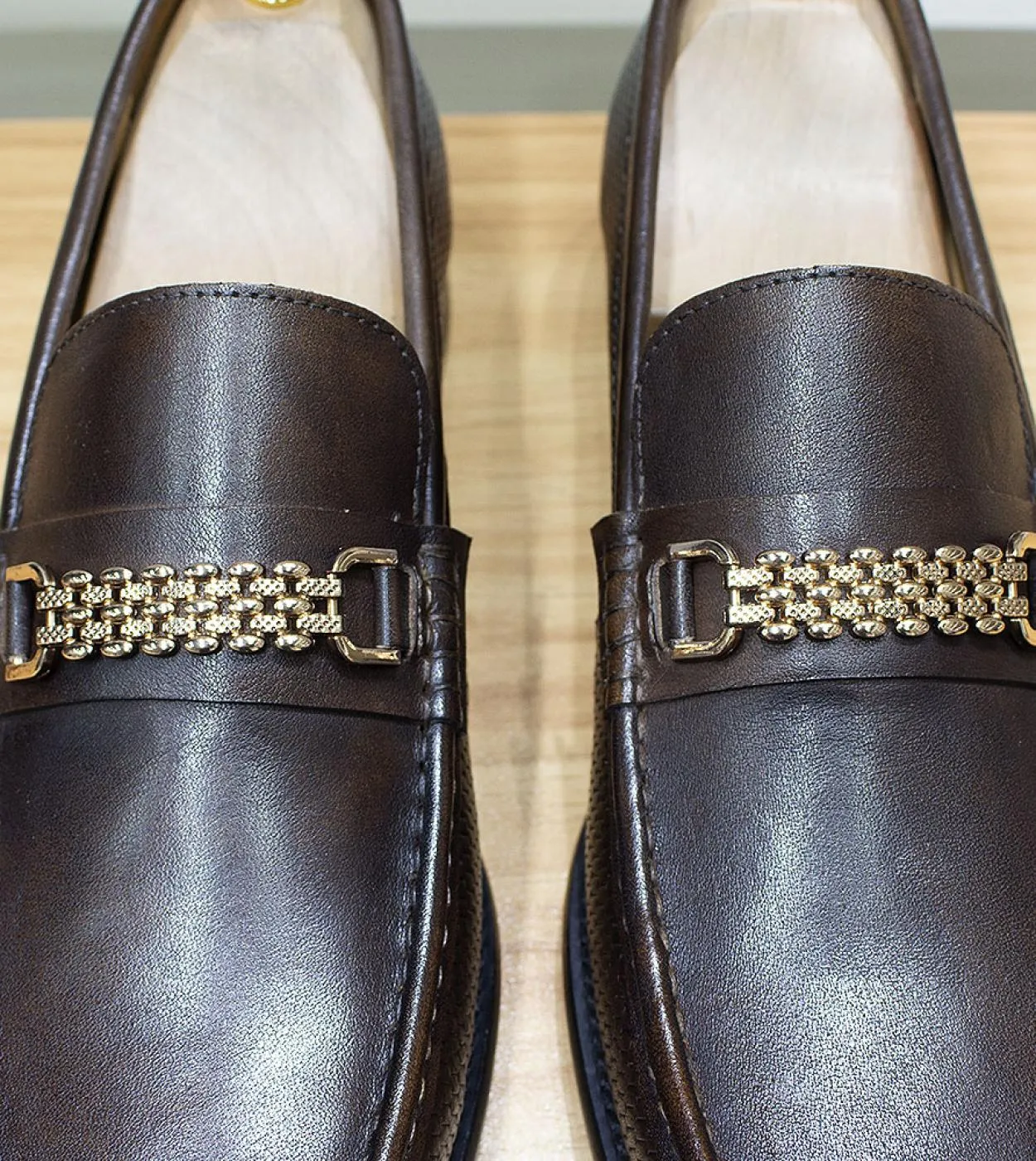 Mocassini da uomo in vera pelle catena classica in metallo slip on scarpe eleganti da lavoro casual comode calzature da sposa pe