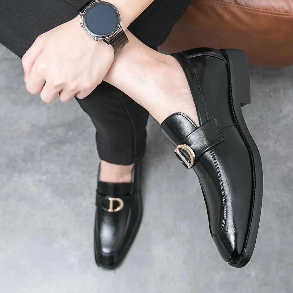 Mocassini da uomo neri in pelle PU con punta quadrata Slipon Business Scarpe formali da uomo Scarpe eleganti fatte a mano Taglia