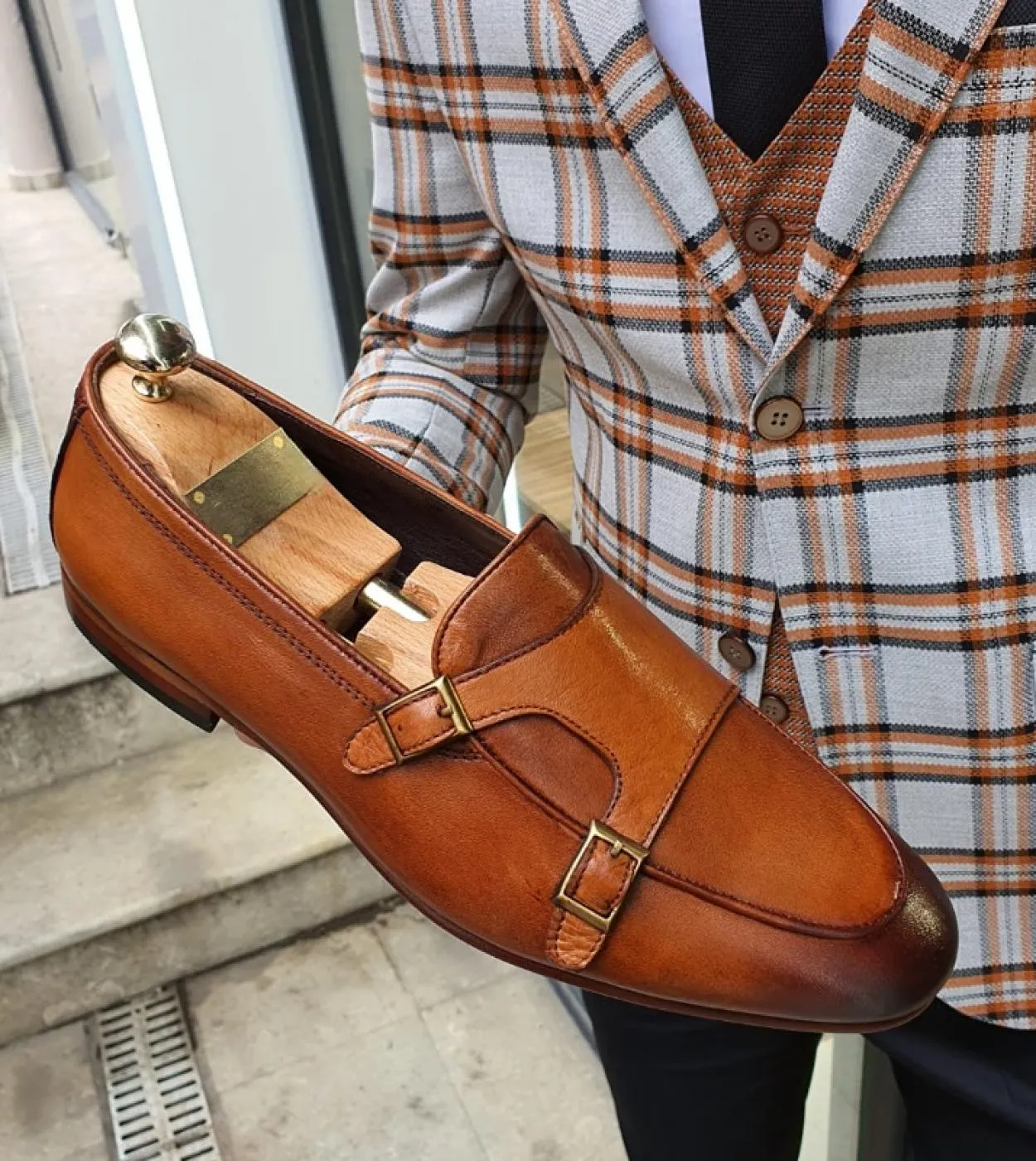 Mocassini Scarpe da uomo Pu Tinta unita Moda Business Casual Festa di nozze Punta tonda Monk Doppia fibbia Scarpe eleganti class