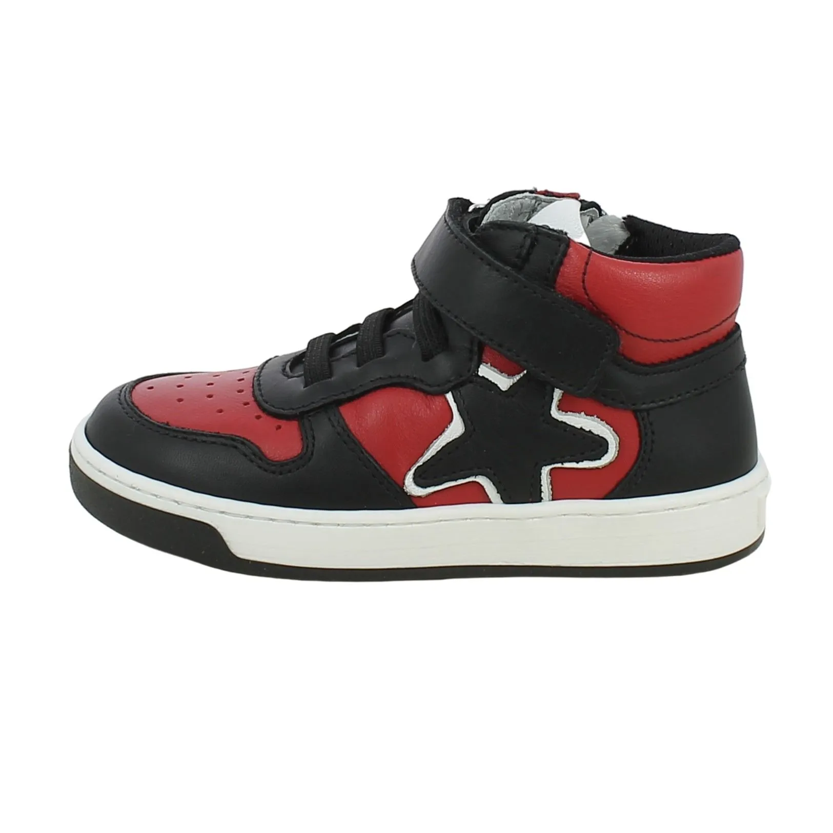 NeroGiardini  Sneaker bicolor con stella e strappo 