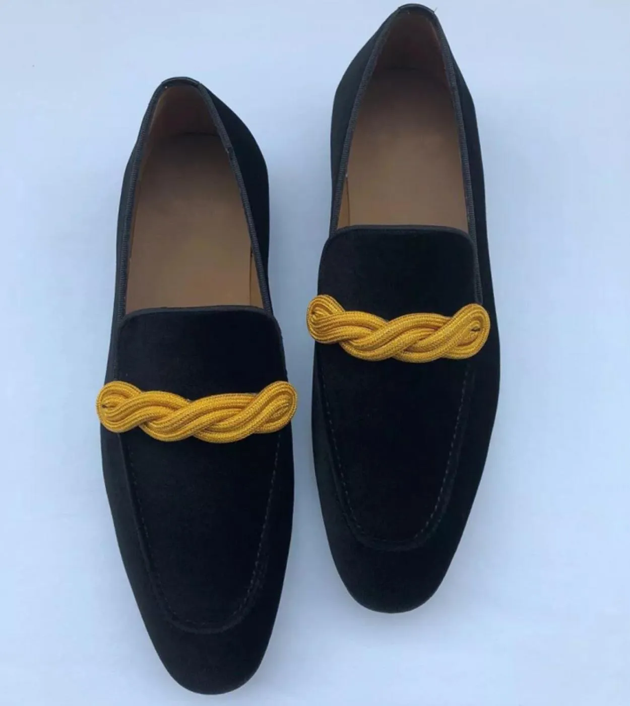 New In Black Mocassini per uomo Flock Square Toe Slipon Solid Party Scarpe da sposa per uomo con spedizione gratuita Sapatos Par