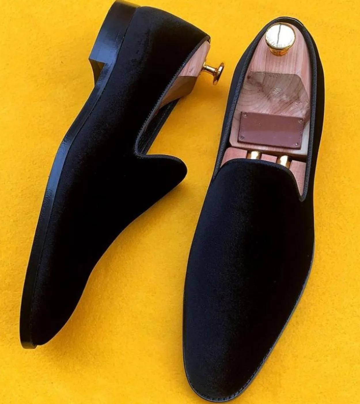 Novità in mocassini da uomo Flock Square Toe Black Slipon Party Scarpe da sposa per uomo con spedizione gratuita Sapatos Para Ho