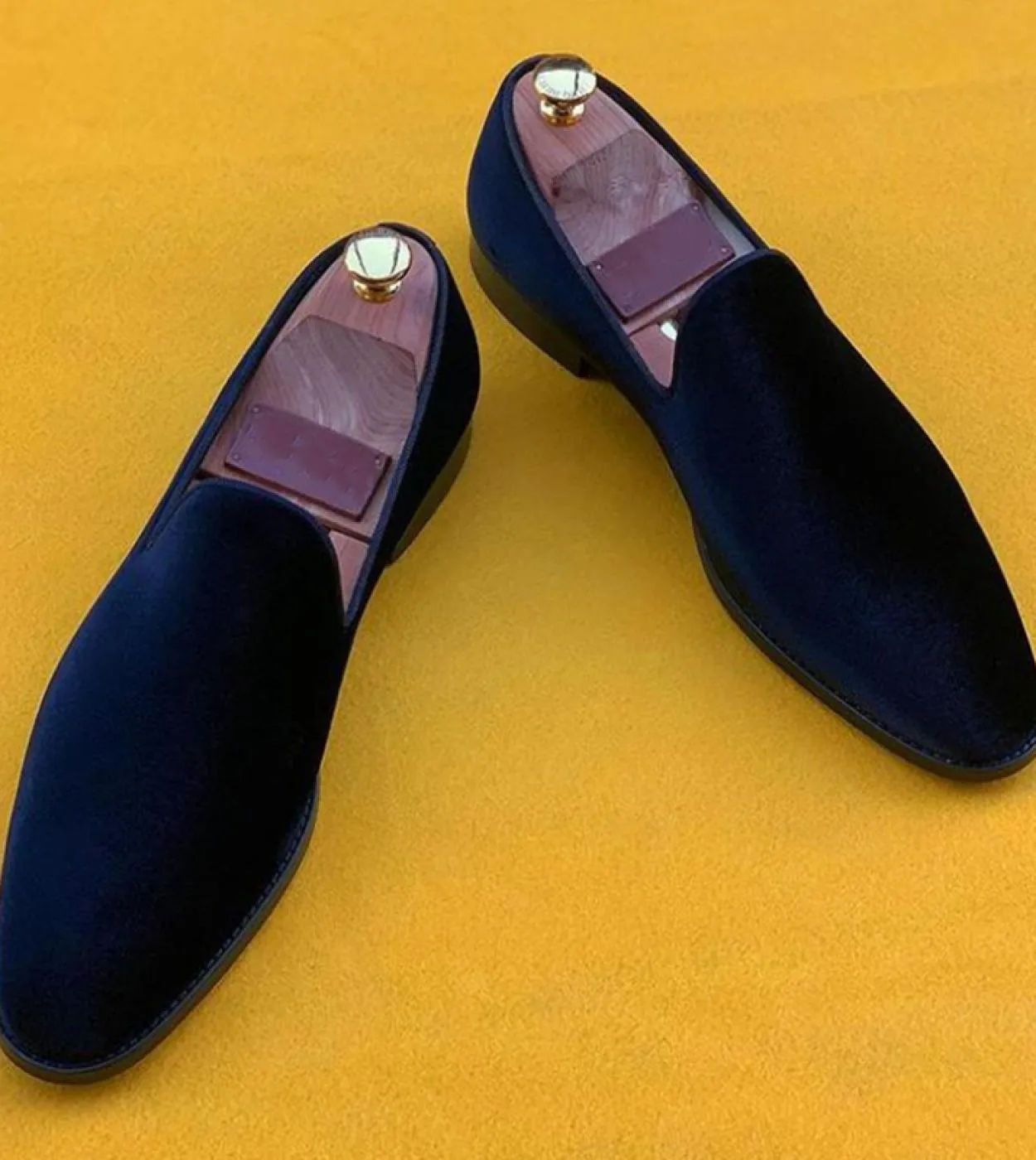 Novità in mocassini da uomo Flock Square Toe Black Slipon Party Scarpe da sposa per uomo con spedizione gratuita Sapatos Para Ho