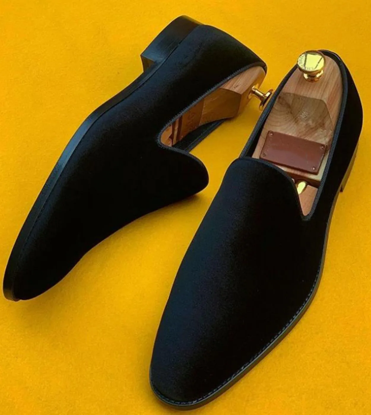 Novità in mocassini da uomo Flock Square Toe Black Slipon Party Scarpe da sposa per uomo con spedizione gratuita Sapatos Para Ho