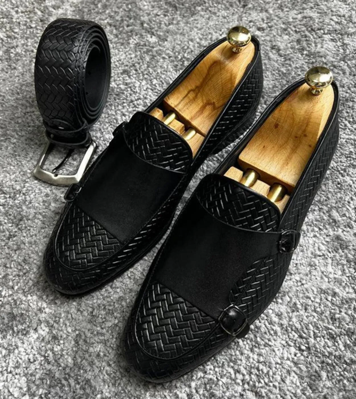 Novità in mocassini neri da uomo con doppia fibbia Monk Scarpe da uomo traspiranti Slip On Scarpe casual da uomo con spedizione