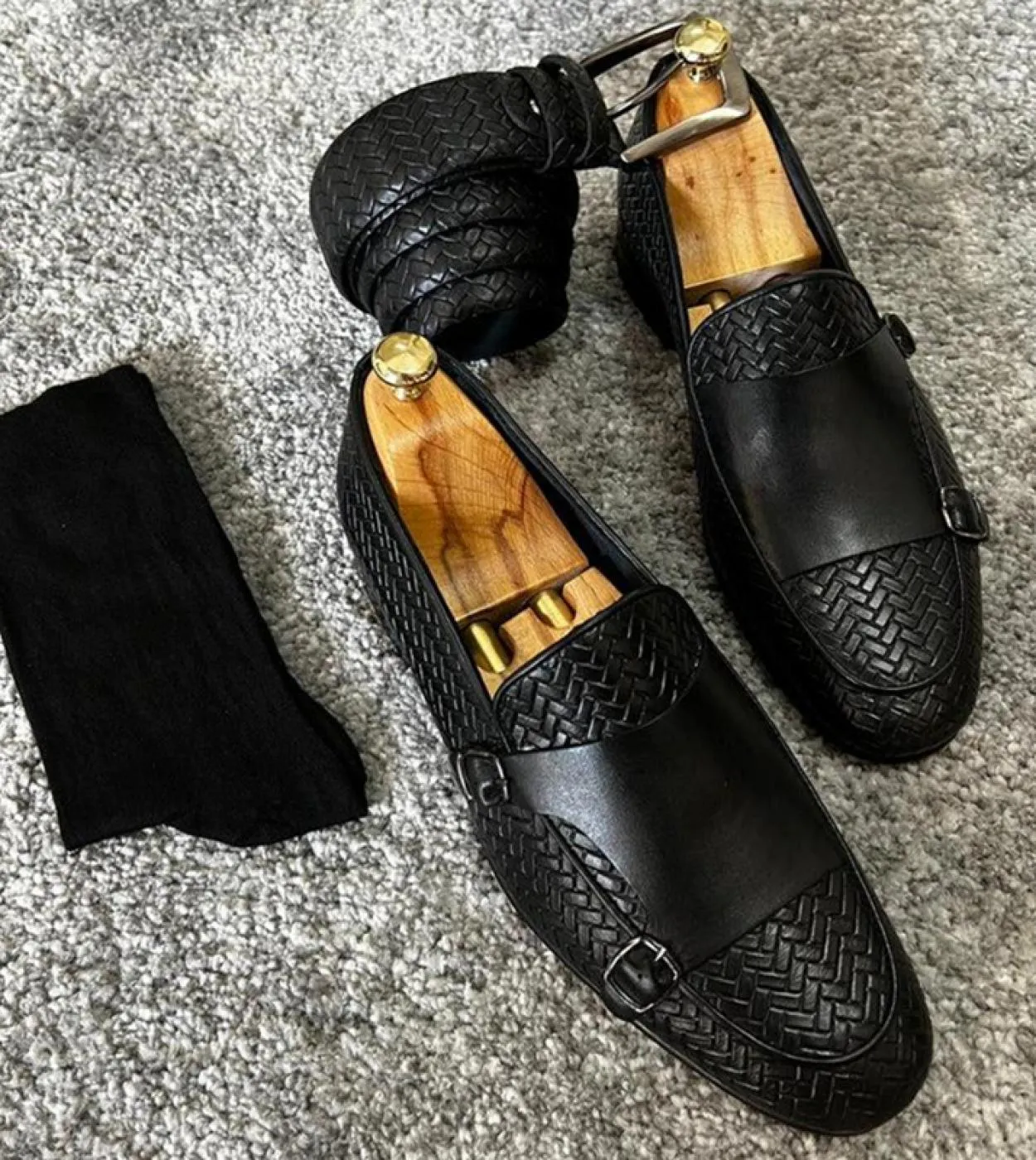 Novità in mocassini neri da uomo con doppia fibbia Monk Scarpe da uomo traspiranti Slip On Scarpe casual da uomo con spedizione