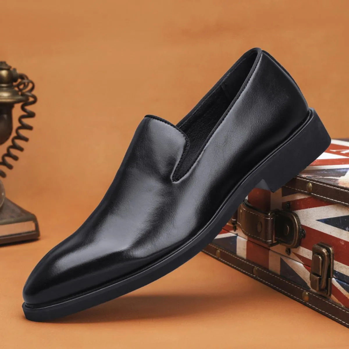 Nuovi mocassini neri da uomo suola rossa punta tonda scarpe formali da uomo marroni business fatte a mano taglia 38 48 spedizion
