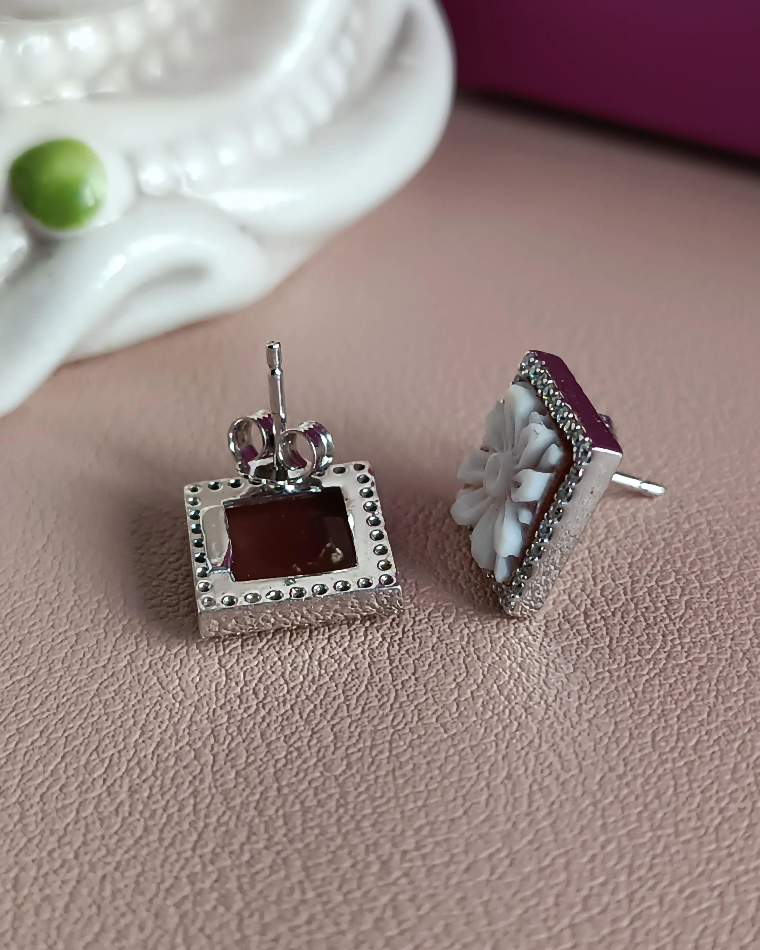 Orecchini al Lobo in Argento 925 con Cammei Conchiglia