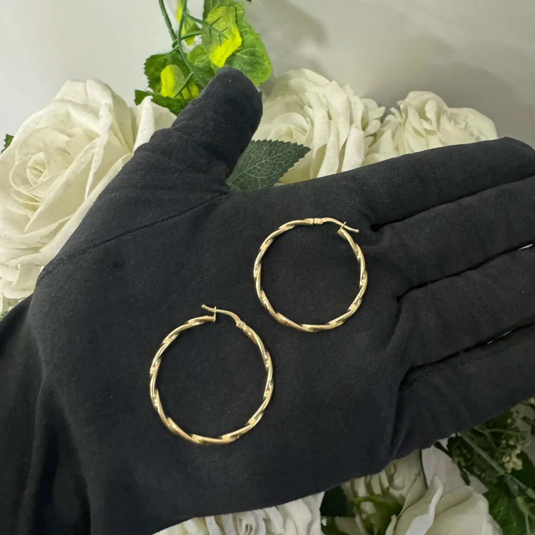 Orecchini cerchio torchon liscio oro