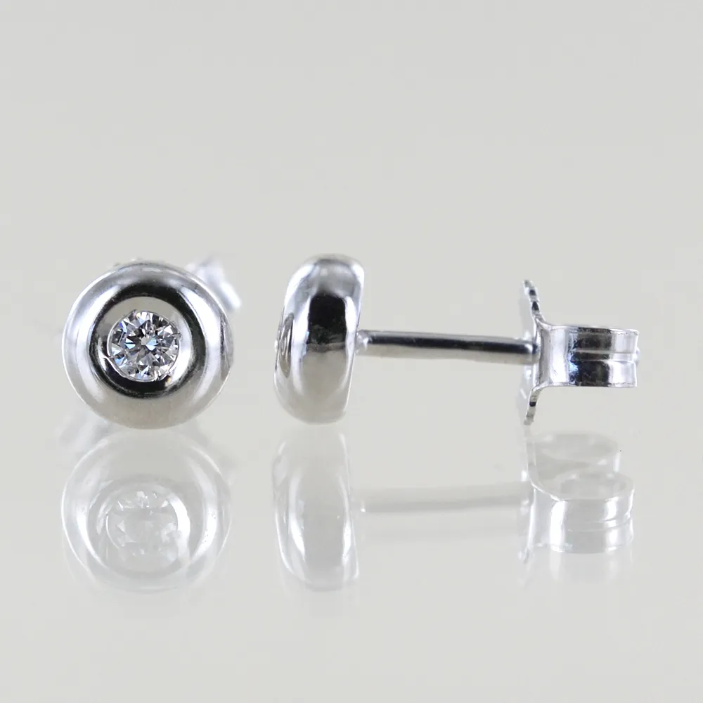 Orecchini Cipollina medi in oro e diamanti ct 0.10 G VS