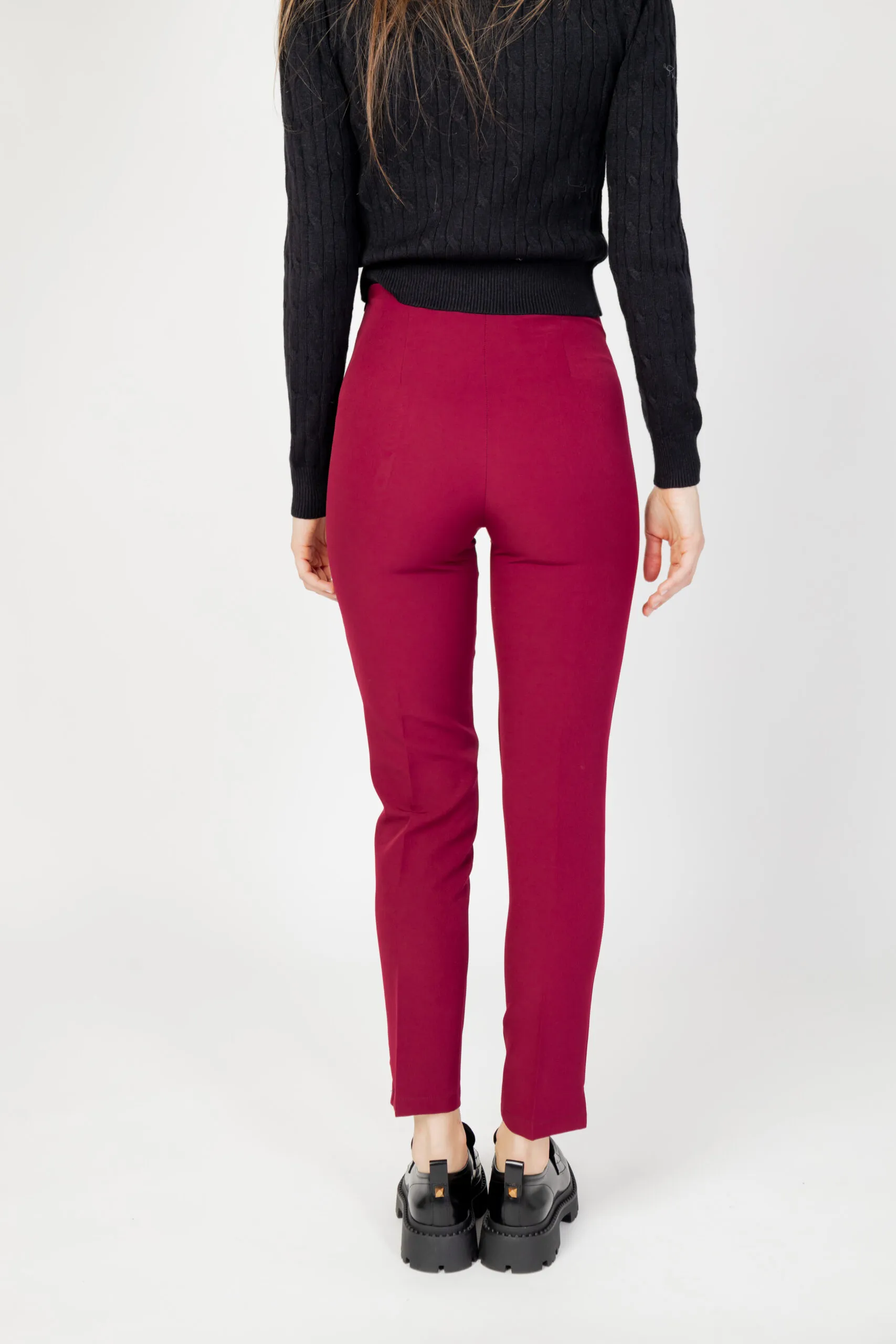 Pantaloni a sigaretta Hanny Deep – Bordeaux