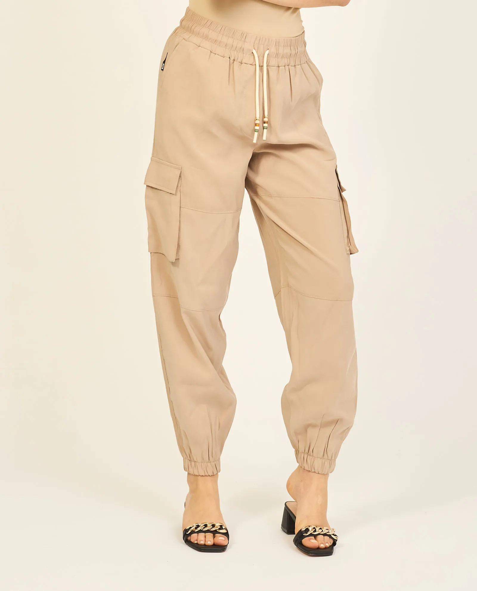 Pantaloni donna Suns modello cargo in misto viscosa