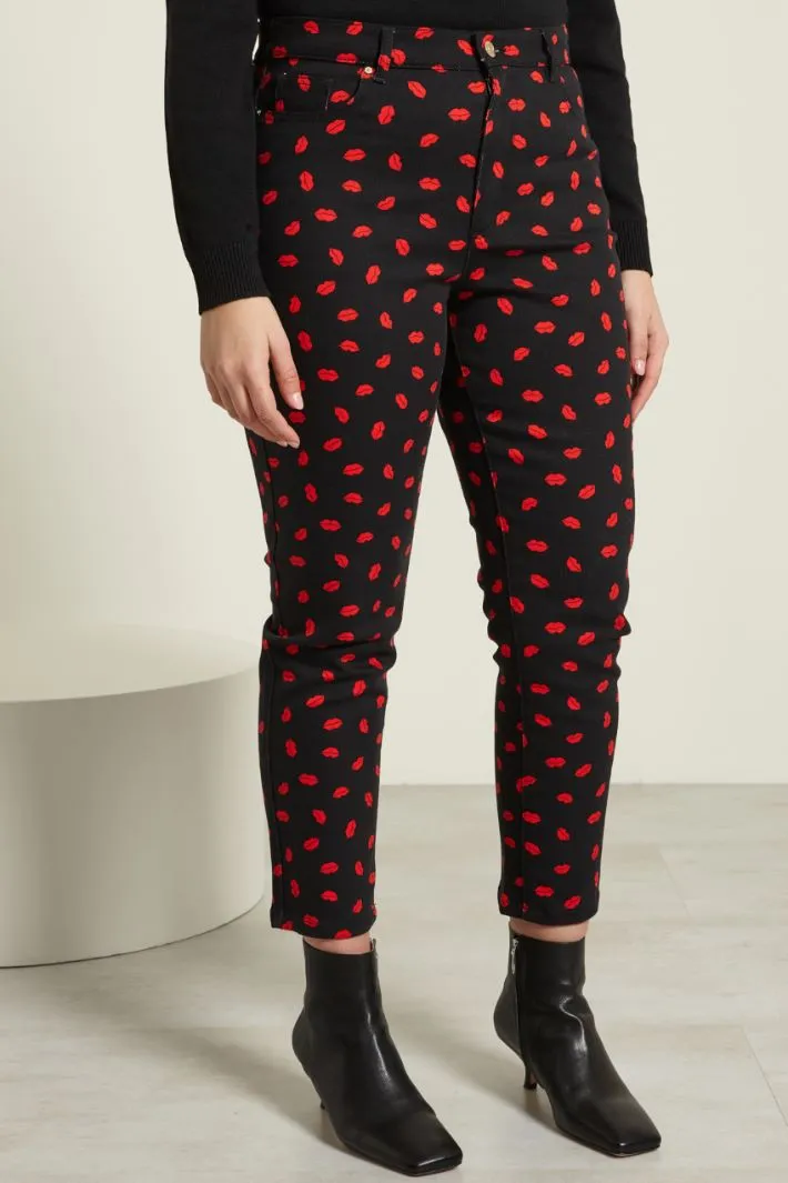 Pantaloni slim stampati
