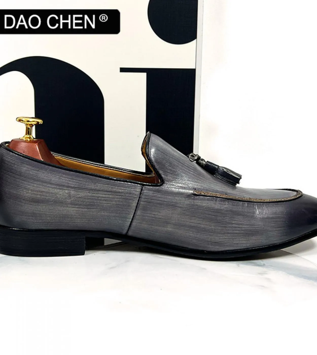 Scarpe casual da uomo eleganti Mocassini con nappe grigie nere Scarpe eleganti da uomo in vera pelle Scarpe da cerimonia da uffi