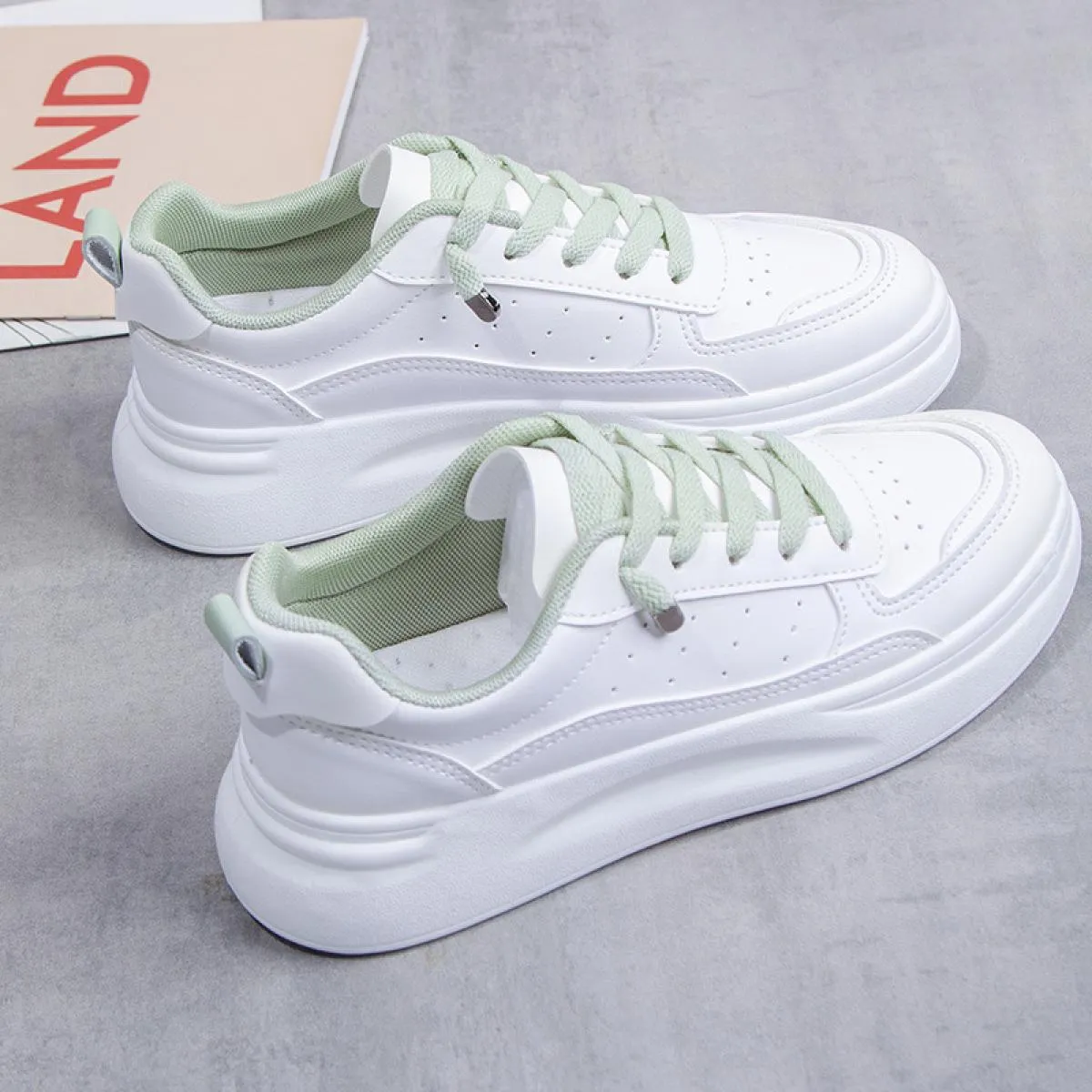 Scarpe da ginnastica bianche da donna Scarpe con plateau in PU Scarpe in PU Mocassini Sneakers da donna Scarpe vulcanizzate da d