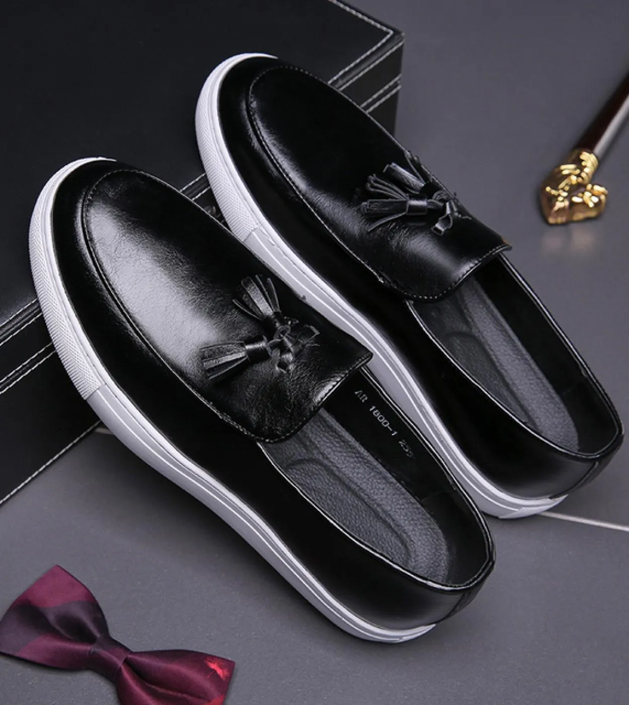 Scarpe da lavoro in pelle di marca di lusso Mocassini Scarpe da uomo Moda Business Casual Festa di nozze Frangia classica Gentil