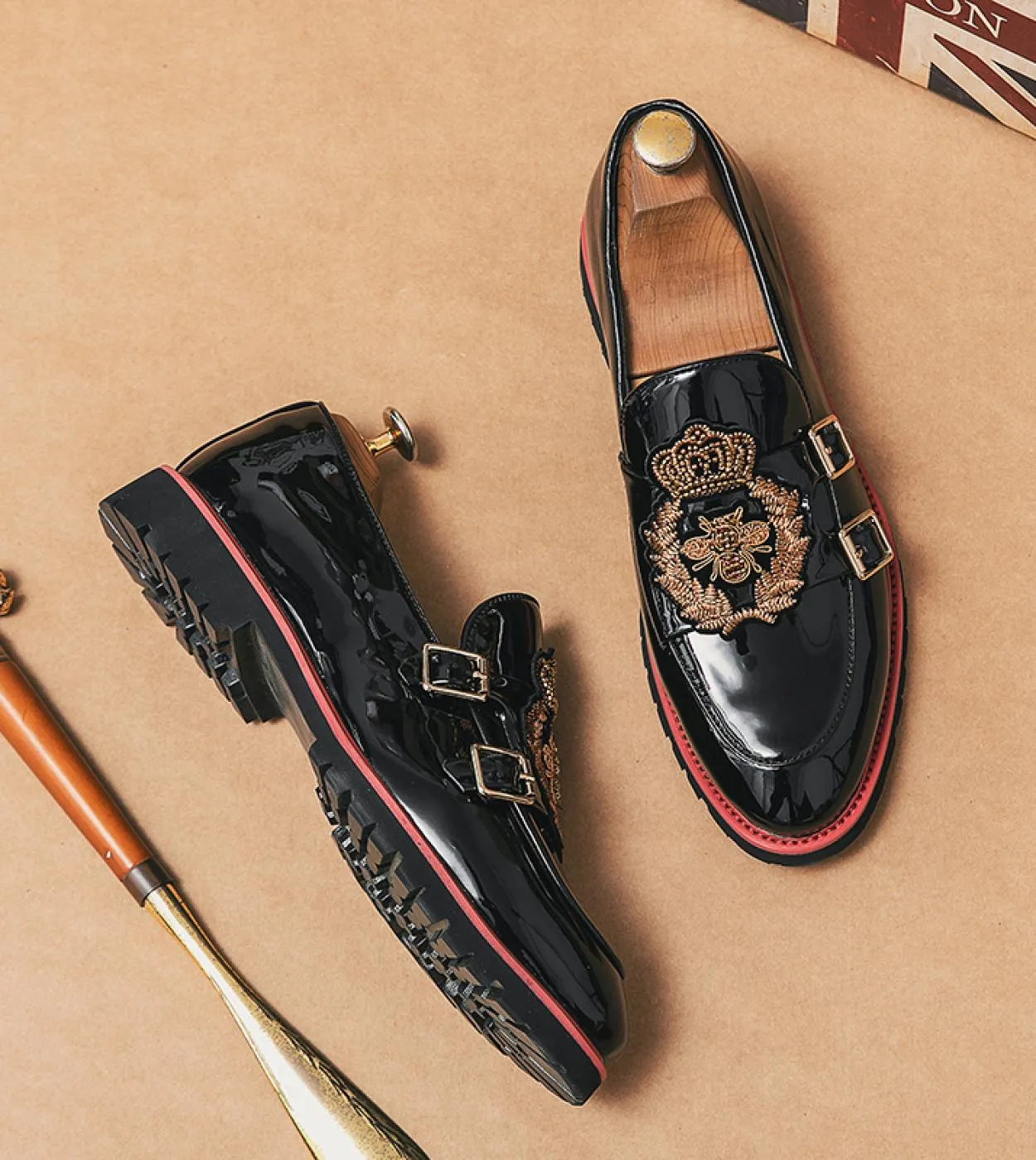 Scarpe mocassini da uomo Scarpe casual Slipon traspiranti nere per uomo con spedizione gratuita Scarpe da uomo fatte a mano da u