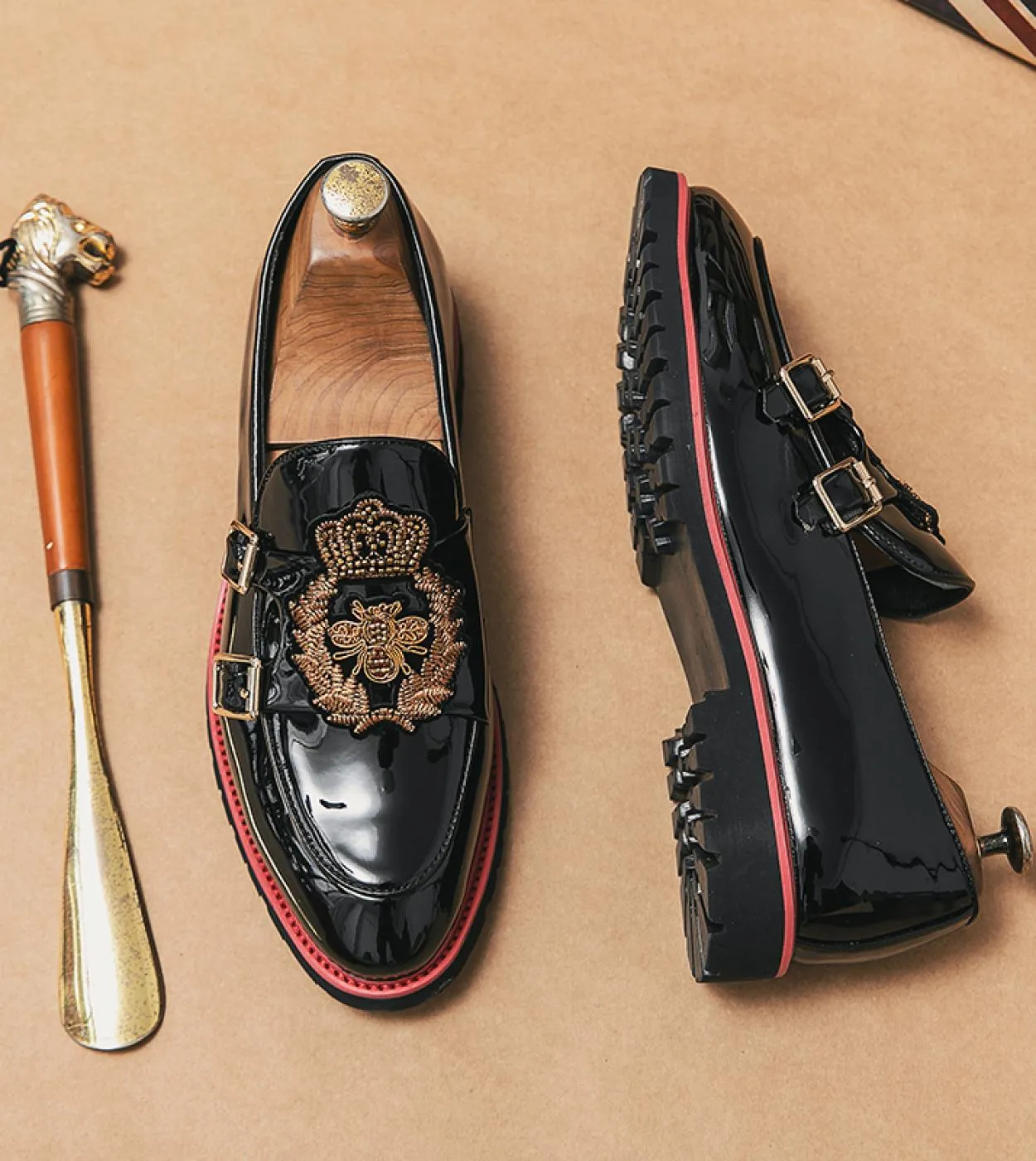 Scarpe mocassini da uomo Scarpe casual Slipon traspiranti nere per uomo con spedizione gratuita Scarpe da uomo fatte a mano da u