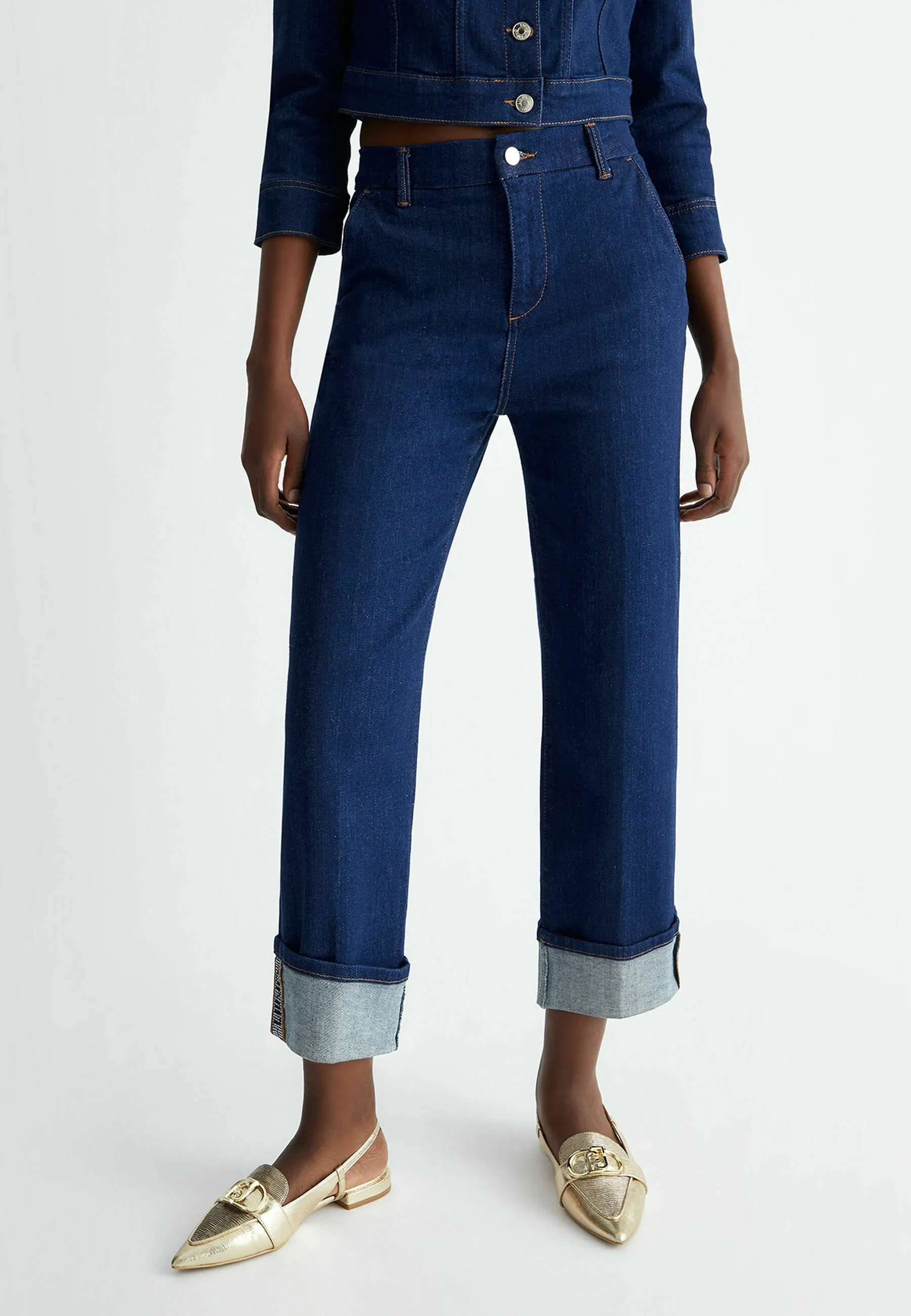 WITH TURN-UPS - Jeans a zampa